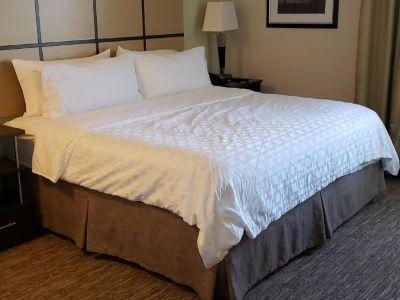 Candlewood By Ihg Hotel Woodward