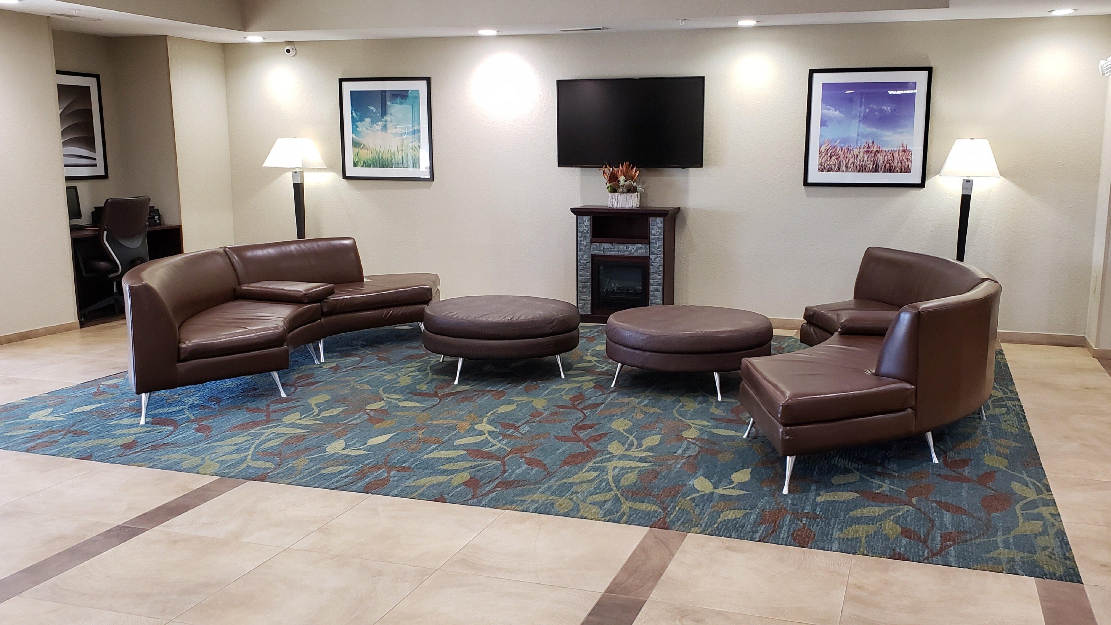 Candlewood By Ihg Hotel Woodward