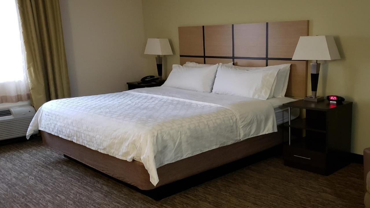 Candlewood By Ihg Woodward